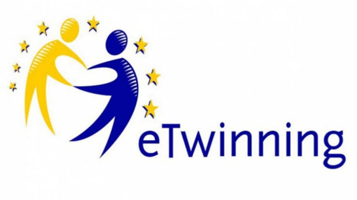 Okulumuz Öğretmenlerine Uluslararası E-twinning Kalite Etiketi